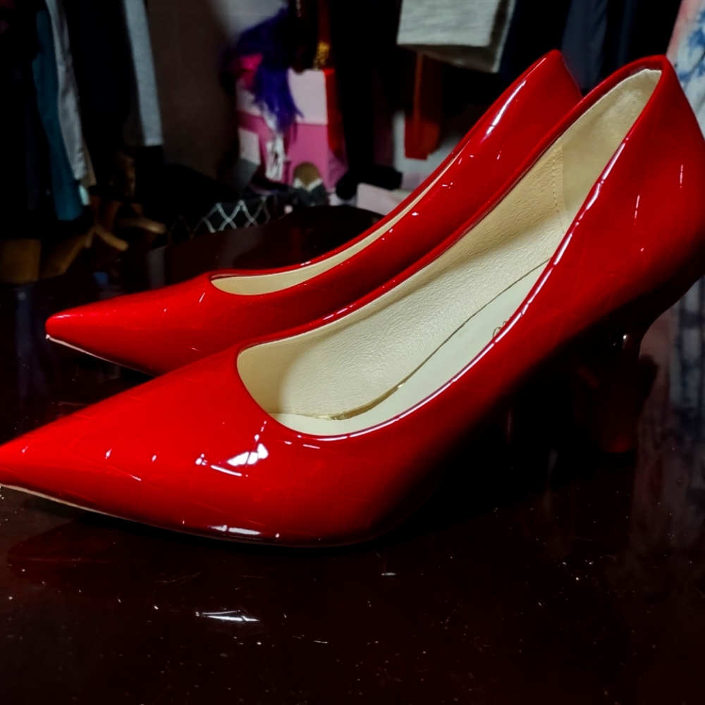 Sexy red heels